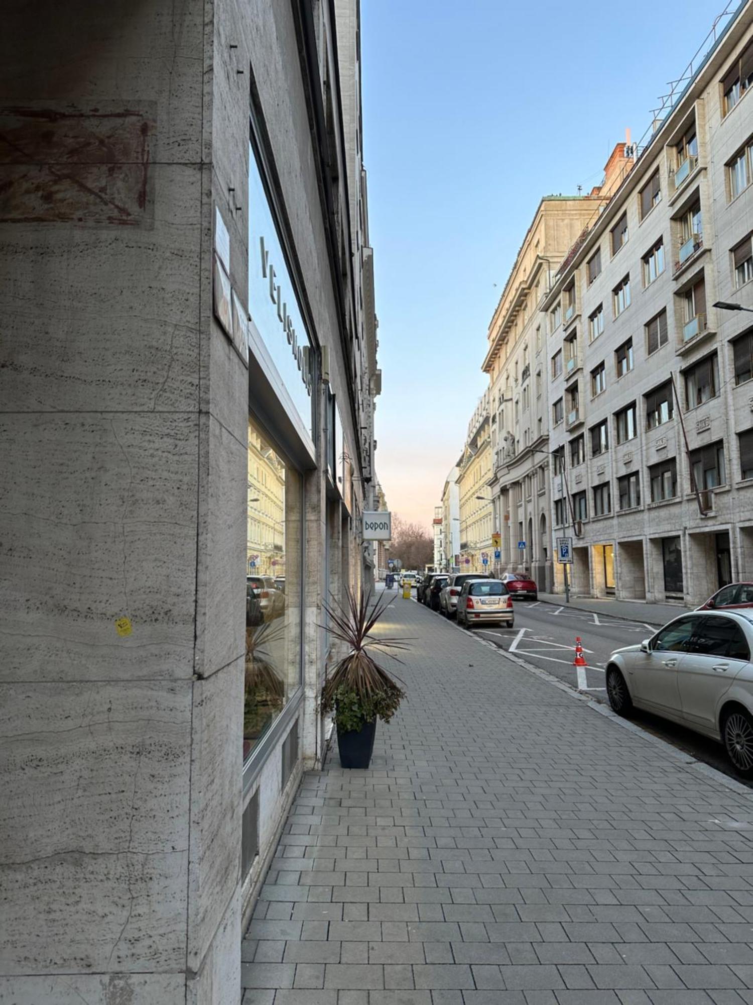 Bratislava Oldtown Apartment 130M2 ,60M2 Terrace And 2 Bathrooms Extérieur photo